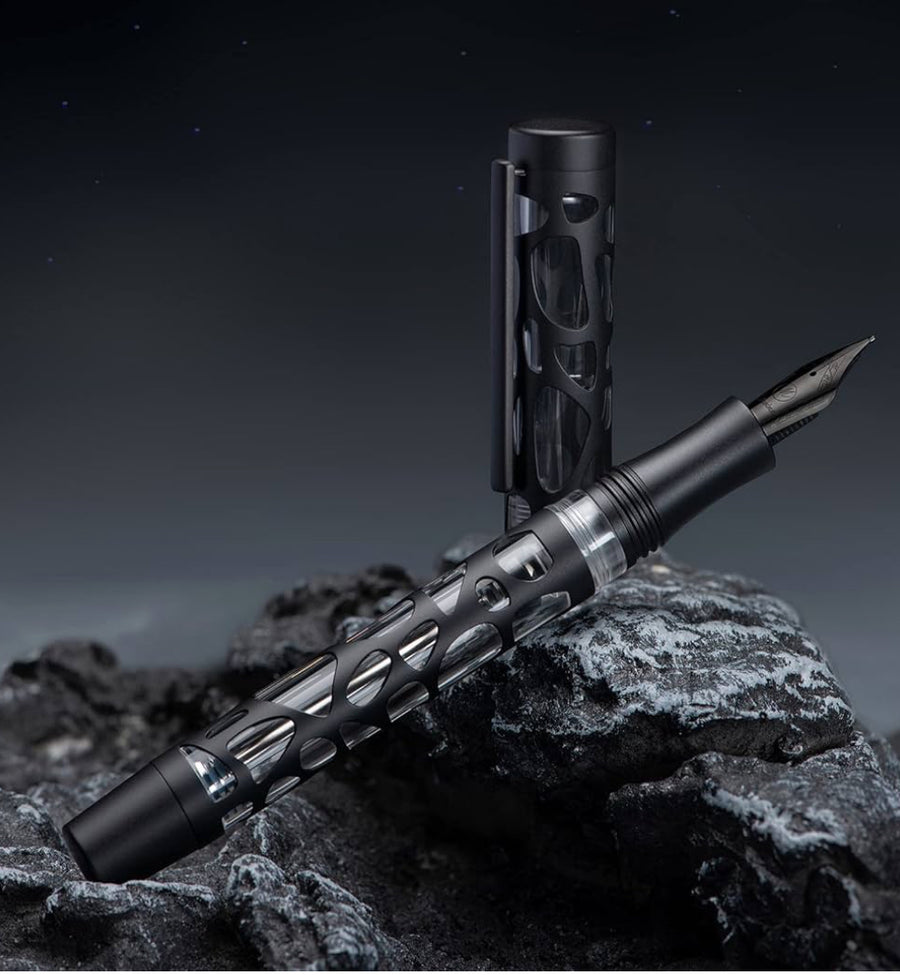 Asvine V169 in Black