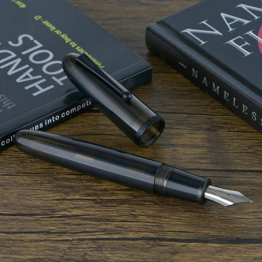 Jinhao 9019 in Transparent / Matte Black