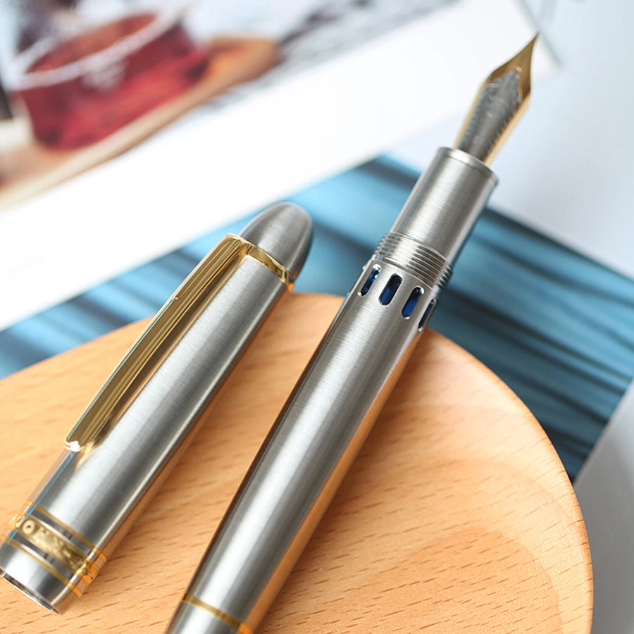 Majohn P136 in Titanium